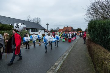 Bild 137 - Latuff Umzug